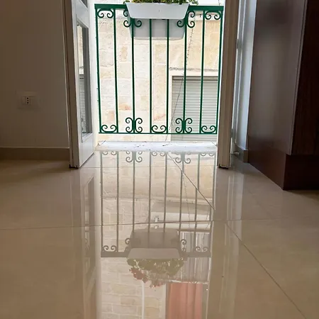 Sea Breeze Terrace מלון דירות 4*