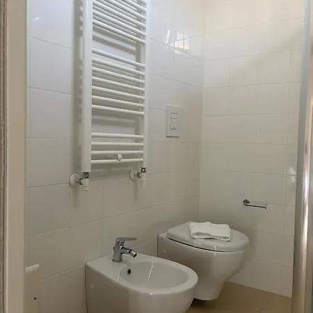 Sea Breeze Terrace מלון דירות 4*