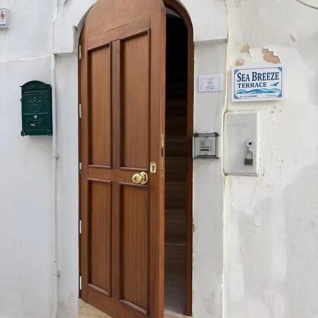 Lejlighedshotel Sea Breeze Terrace 4*