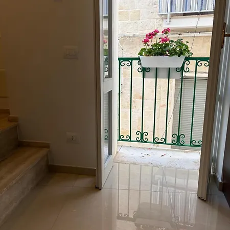 Sea Breeze Terrace מלון דירות
